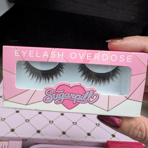 Sugarpill Saint false eyelashes - Picture 2 of 4